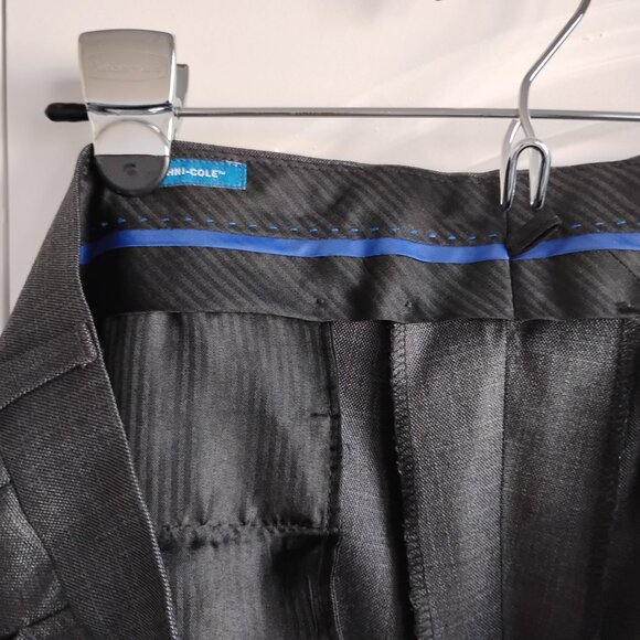 Men's Kenneth Cole Reaction Techni-Cole 2 Pc Suit Gray 44R Pants 37W 28.5 Inseam - Picture 11 of 11